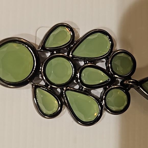 Lia Sophia Earrings - Picture 3 of 6